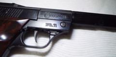 VINTAGE CROSMAN MODEL AIR PISTOL 454 .177 CAL. BB GUN READ!!!!