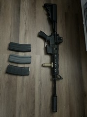 AEG Polymer and Metal Airsoft M4