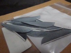 NEW GRAY 2.5 INCH RIGHT WING PARABOLIC TURKEY ARROW FEATHERS 12 PACK $4.99