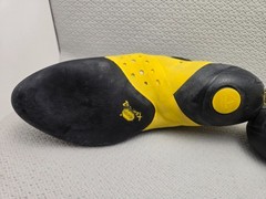 La Sportiva Solution Rock Climbing Shoes Men’s 42.5 USM 9.5 USW 10.5 Excellent