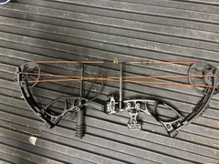Diamond A10958 Edge XT RH Compound Bow With Package Black 20-70 lb