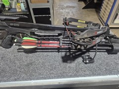 BARNETT ARCHERY MODEL XP 370, W/ FOUR BOLTS IN QUIVER (B33009203)