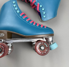 Riedell Womens Outdoor Roller Skates Quad Orbit Size 7 Lagoon Multi Blue Pink