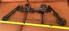 Velocity Archery Adjustable Compound Bow 30-55lb 19-29″ Draw cb50- RH