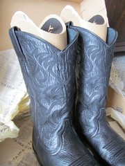 NEW! ARIAT BLACK MEN’S LEATHER COWBOY HERITAGE WESTERN R-TOE D BOOTS MEDIUM 7