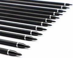 High-Quality 30-Inch Carbon Arrows with Nickel Plated Tips – Archery Essentials