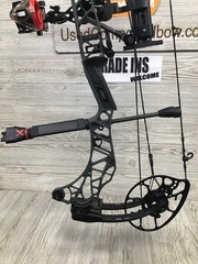 Used Mathews Lift X 29.5 Right Hand Shale Riser/Black Limbs 28/70 Package