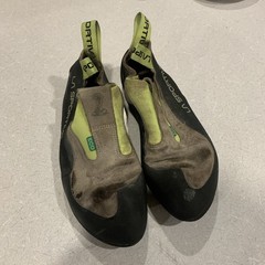 La Sportiva Mens Cobra Eco Climbing Shoe – Brown/Apple Green – Size 42 US 9