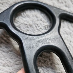 CMC Rescue 8 Figure Eight Rappelling Descender 5f04 Mbs 13.5 Kn 10084m 0074