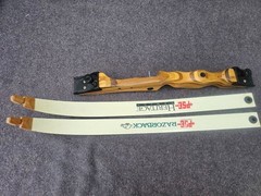 PSE Heritage Razorback Recurve bow RH 30# 62″