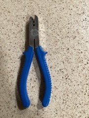 The Game Tracker Blue Handle Hunting Tool-Bow Nocking Archery Tool Pliers-BH36