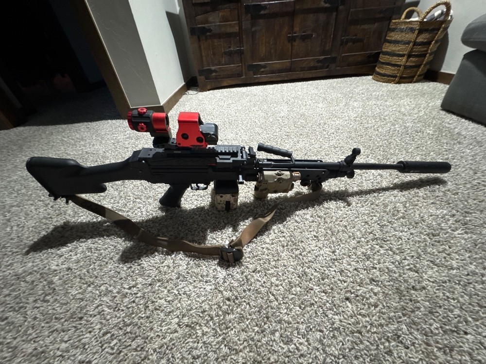 Cybergun FN Licensed M249 Featherweight Para Airsoft Machine Gun, w/ Box