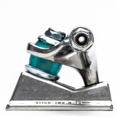 Thunder Skateboard Trucks 149 Hollow Polished II Silver 8.5″ Axle – Pair