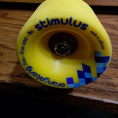 Gullwing Neil Carver Longboard 50°trucks, Orangatang Stimulus wheels set