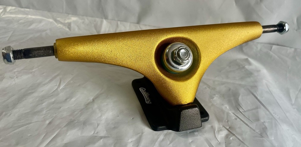 Gullwing Trucks Charger Spectrum Skateboard Reverse Kingpin Trucks – 10″ Set 2.