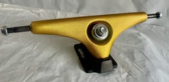 Gullwing Trucks Charger Spectrum Skateboard Reverse Kingpin Trucks – 10″ Set 2.