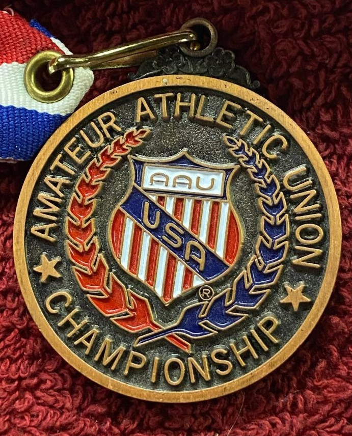 Amateur Athletic Union United States Medal Sport for All & Lanyard Gold Tone M10
