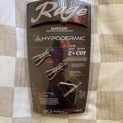 Rage Hypodermic 2 Blade 100 Grain Broad Heads – 3 Pack.