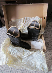 NEW! ARIAT BLACK MEN’S LEATHER COWBOY HERITAGE WESTERN R-TOE D BOOTS MEDIUM 7