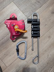 CMC MPD 13mm With CMC Carabineer And CMC Rescue Rack