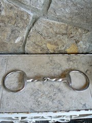 Vintage Eggbutt Slow Twist Jointed Snaffle Bit 5 1/4″ Unbranded Unknown Origin