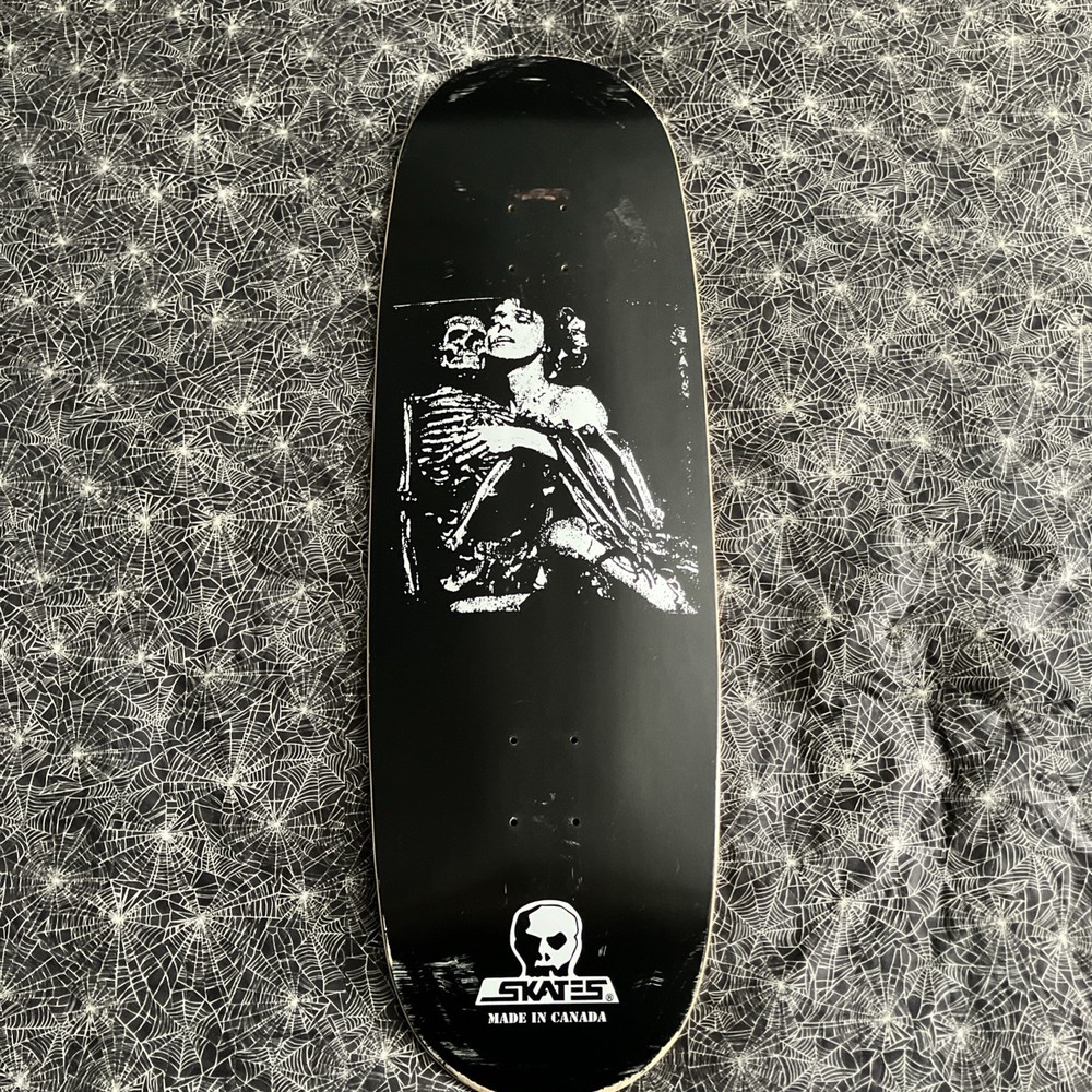 Skull Skates Death Cuddle Football Shaped 90s Skateboard Deck Old School Horror