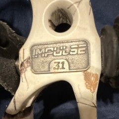 Elite Impulse 31 Right Hand Compound Bow 70lb 25-31in Draw 31in Hunting