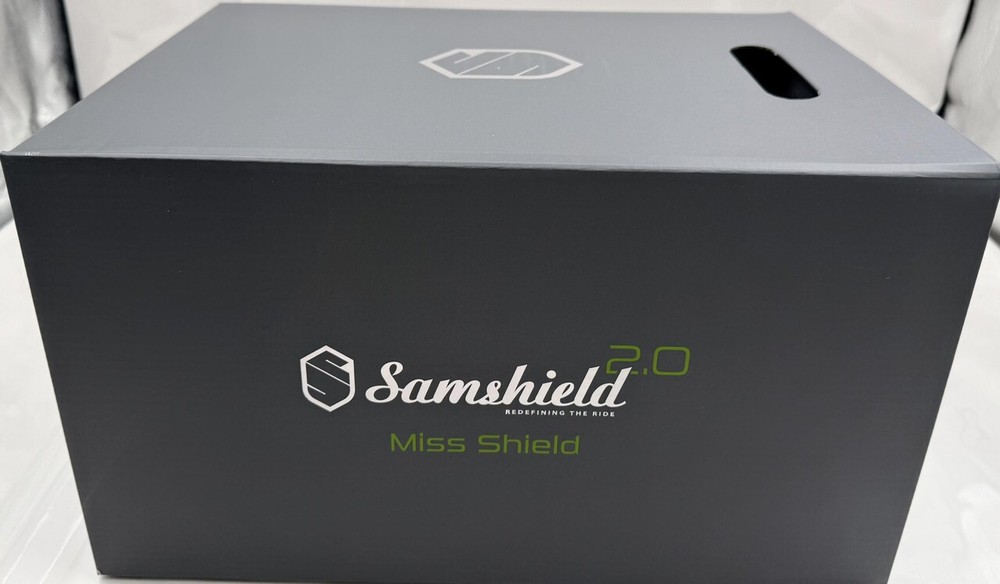 SAMSHIELD MISS SHIELD 2.0 SHADOWMATT/GLOSSY SPARKLING BLACK SIZE LARGE HELMET