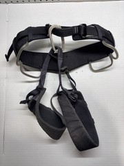 Mint Excellent Black Diamond Climbing Harness Sz L/XL 30″-42” CE0082 Type C
