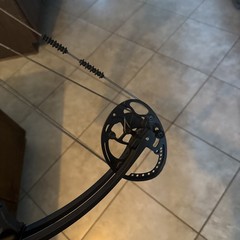 RH Elite Revol XL Compound Bow 29.5”