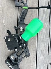 Muzzy Bow Fishing Vice V2 Bow And Bottle Reel Kit – Right Hand