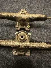 Thunder Skateboard Trucks 148 Team Hollow Raw/Black 8.25″ Axle – Pair