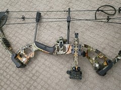 Predator Raptor Compund Bow Southland Archery Sight Tewax Biscuit Hunting