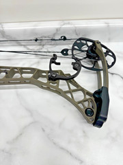 Used Mathews VXR 28 Right Handed Ambush Green Compound Bow 27″/70# – USED