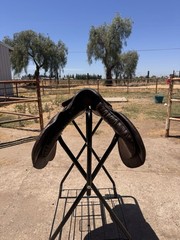 Youth English Saddle 15″ Budget Friendly. Good Condition. Maker Unknown