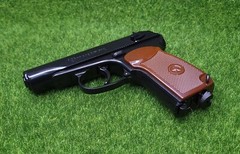 Umarex Legends Makarov .177 BB CO2 Air Pistol, 380 FPS, 16 Rd Magazine – 2252232