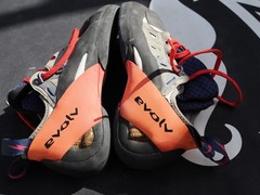 New Evolv Oracle climbing shoes US 11.5