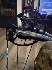 Bear Archery Whitetail Legend Pro EKO Rt Hand 70 Lbs Set Currently At 27.5 Draw