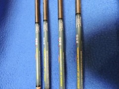 Carbon Max Hunter Arrow Shafts with Fletching and Nocks Redhead Mixed Lot of 12