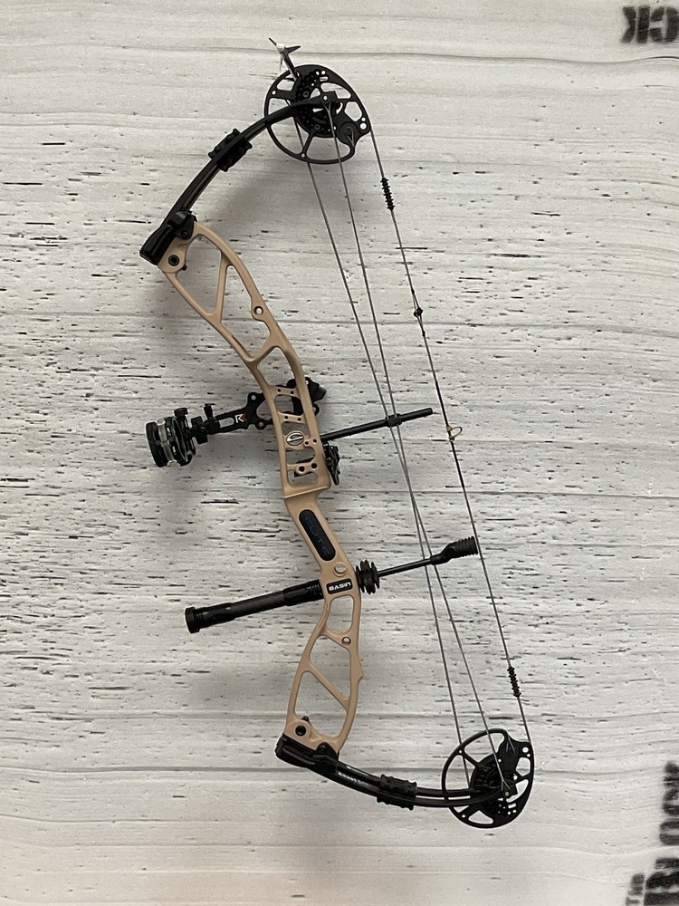 Elite Basin, RH, 20-70 lbs, In Mountain Tan w/ Package
