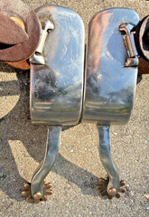 Western COWBOY COWGIRL Long Neck VINTAGE Rowel Spurs SIZE: Adult LEATHER STRAPS