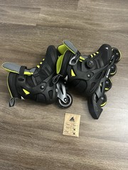 Rollerblade Macroblade 84 Boa Men’s Size 10/10.5. Black/Lime. Pre-owned –