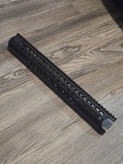 AIRSOFT MARKED LVOA-C Handguard Rail
