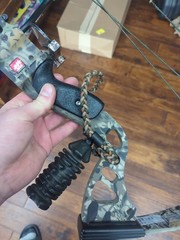 PSE Typhoon Mossy Oak Camouflage Compound Bow 60 Lb Draw 26 In To 31 In 1435426