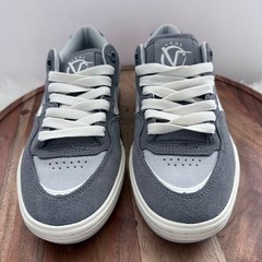 Vans Rowan 2 Low Top Skate Shoes Mens 7 US Grey White Suede Leather Sneakers
