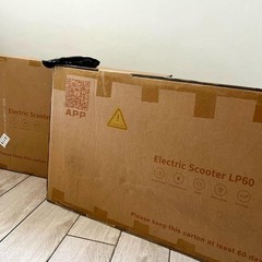 LADPED LP60 350W 8.5INCH Solid Tire Electric Scooter 25KM/H 10.5AH
