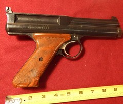 2 Nice Crosman 2nd Variant Models 600 .22 Caliber Air Pistol Work Great!