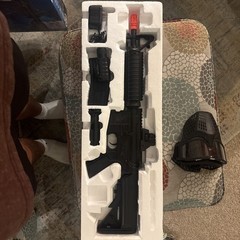 Colt M4 A1 CQBR AEG 6mm Electric Airsoft Rifle Semi & Full Automatic + JB Mask