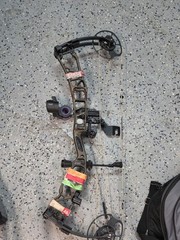 READ DESCRIPTION ELITE ETHOS BOW ONLY 70LB RIGHT HANDED READ DESCRIPTION
