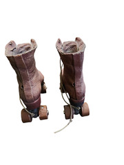 Pair of 2 Vintage Roller Skates Ceramic Heavy Size 4 x 4 3/4” x 1 3/4″
